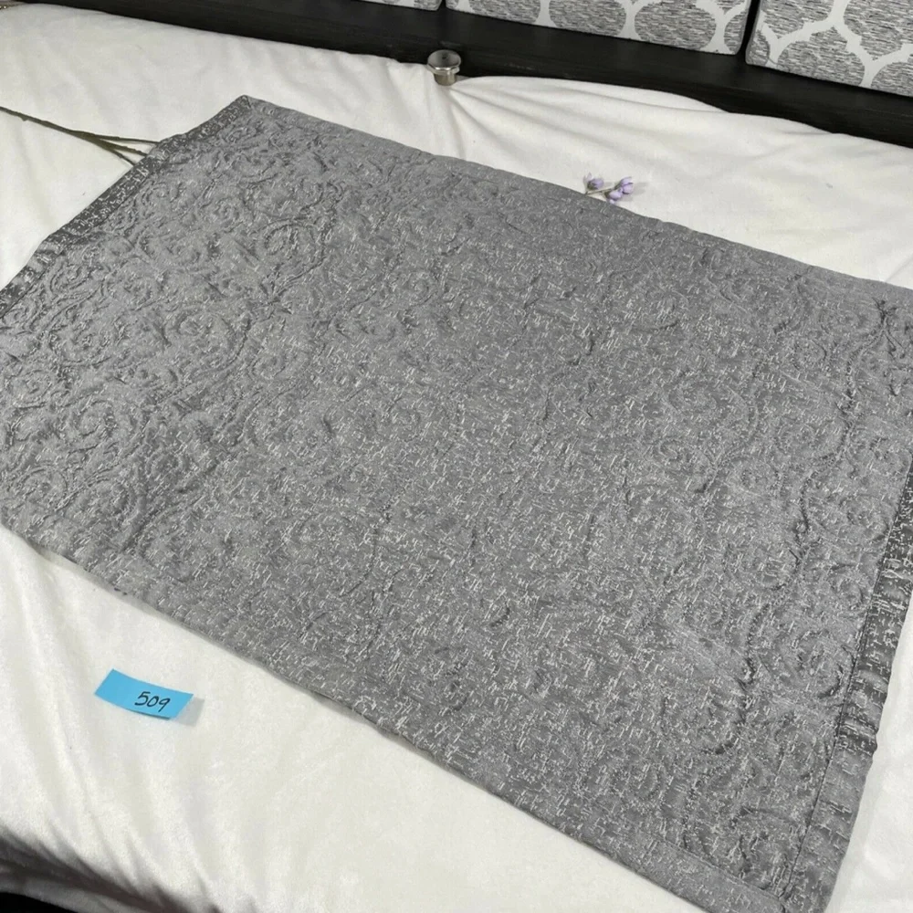 NIB [ 1 Standard ] Quilt Sham for Hotel Collection Classic‎ Embossed Jacquard